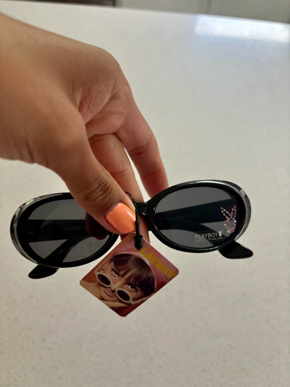 NWT Vintage PLAYBOY Black Oval Women's Sunglasses - Picture 2 of 3